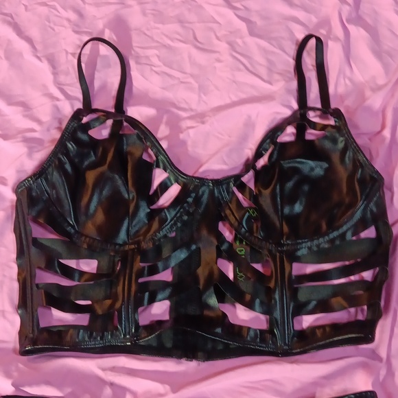 Dolls Kill × Club Exx Black Skeletoria Cut Out Faux Leather Set (M) - Picture 7 of 12